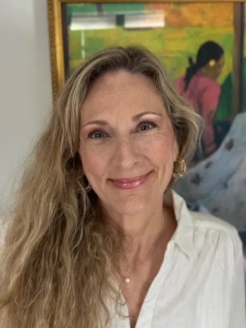 Portrait of Rachel Reynolds